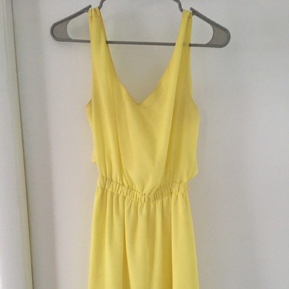 Yellow BCBG Dress size XS - Picture 1 of 3